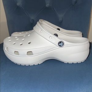 White platform Crocs size 9 in women